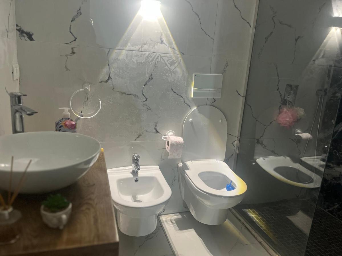 Guest House Open Room Durres Ngoại thất bức ảnh