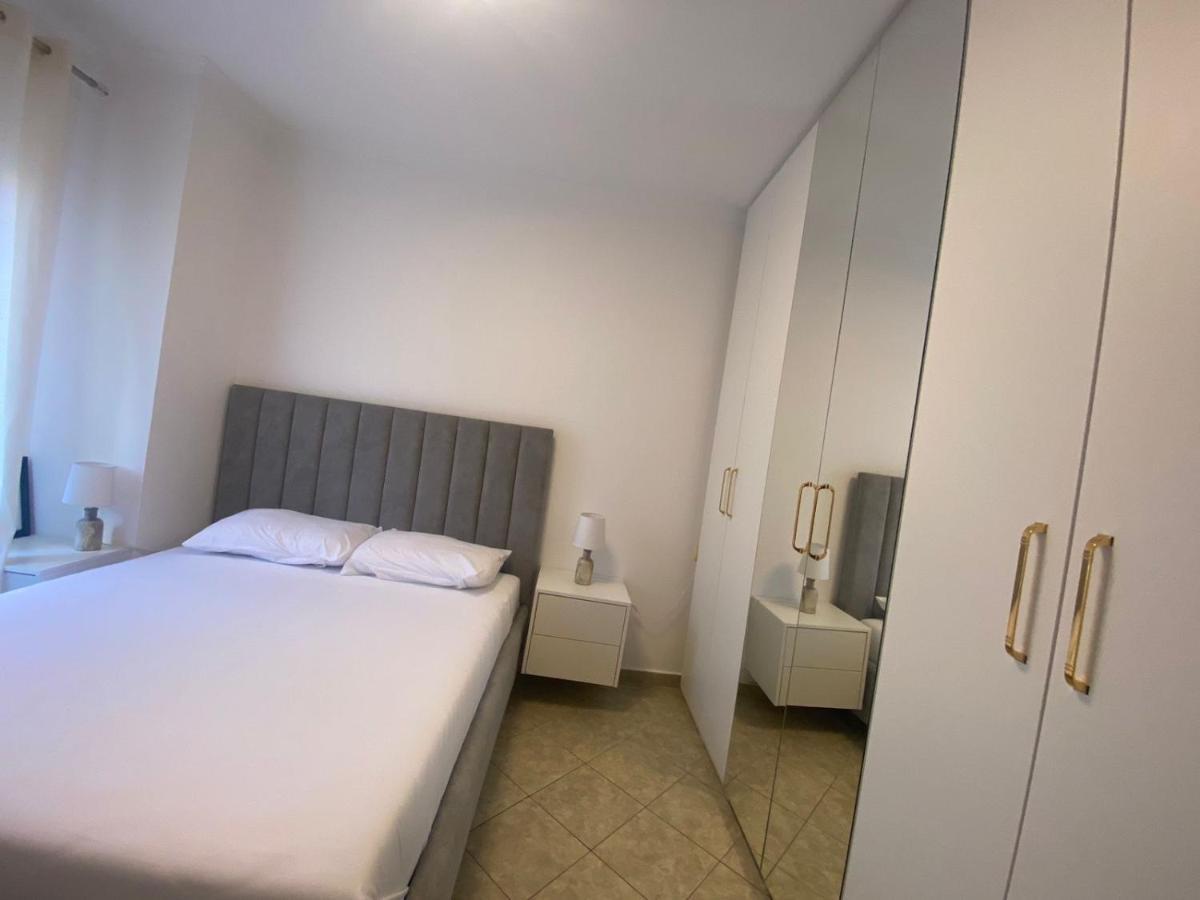 Guest House Open Room Durres Ngoại thất bức ảnh
